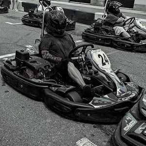 Meet your Posher, Adam